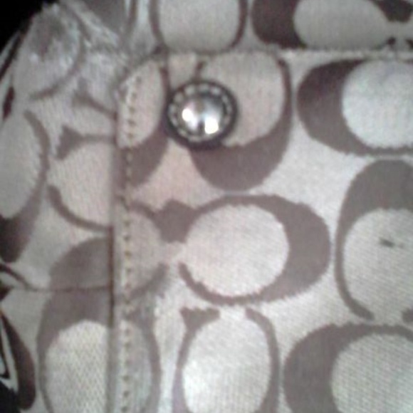 Coach Shopper/ Large Tote - Picture 5 of 5